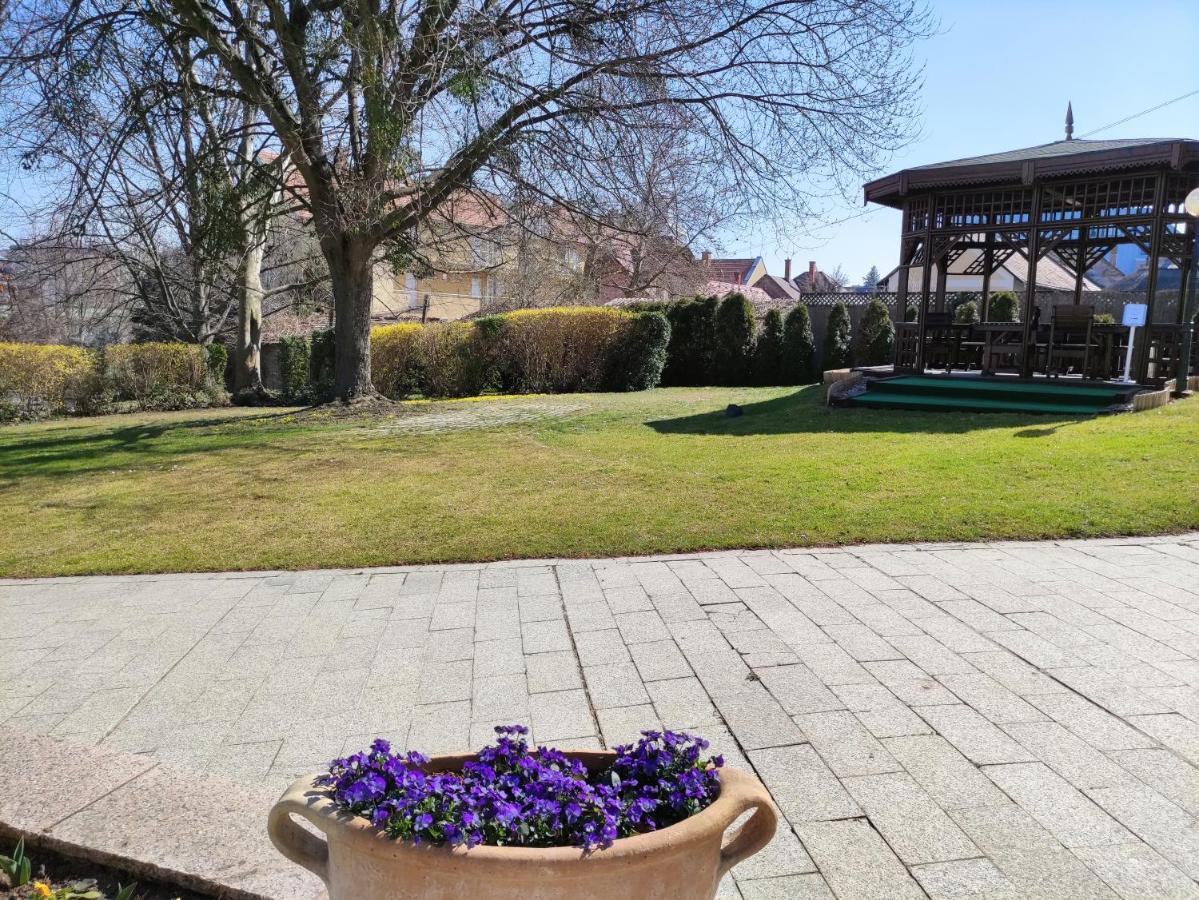 Spa Residence Carbona Siesta Apartman Héviz Zewnętrze zdjęcie